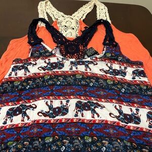 Set of 2 rue21 tank tops - size M